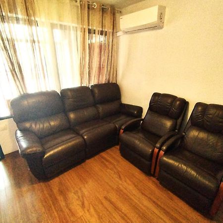 Sunny Flat With Huge Terrace! Close Downtown! لقنت المظهر الخارجي الصورة